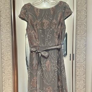 Never worn Adrianna Papell long gown!